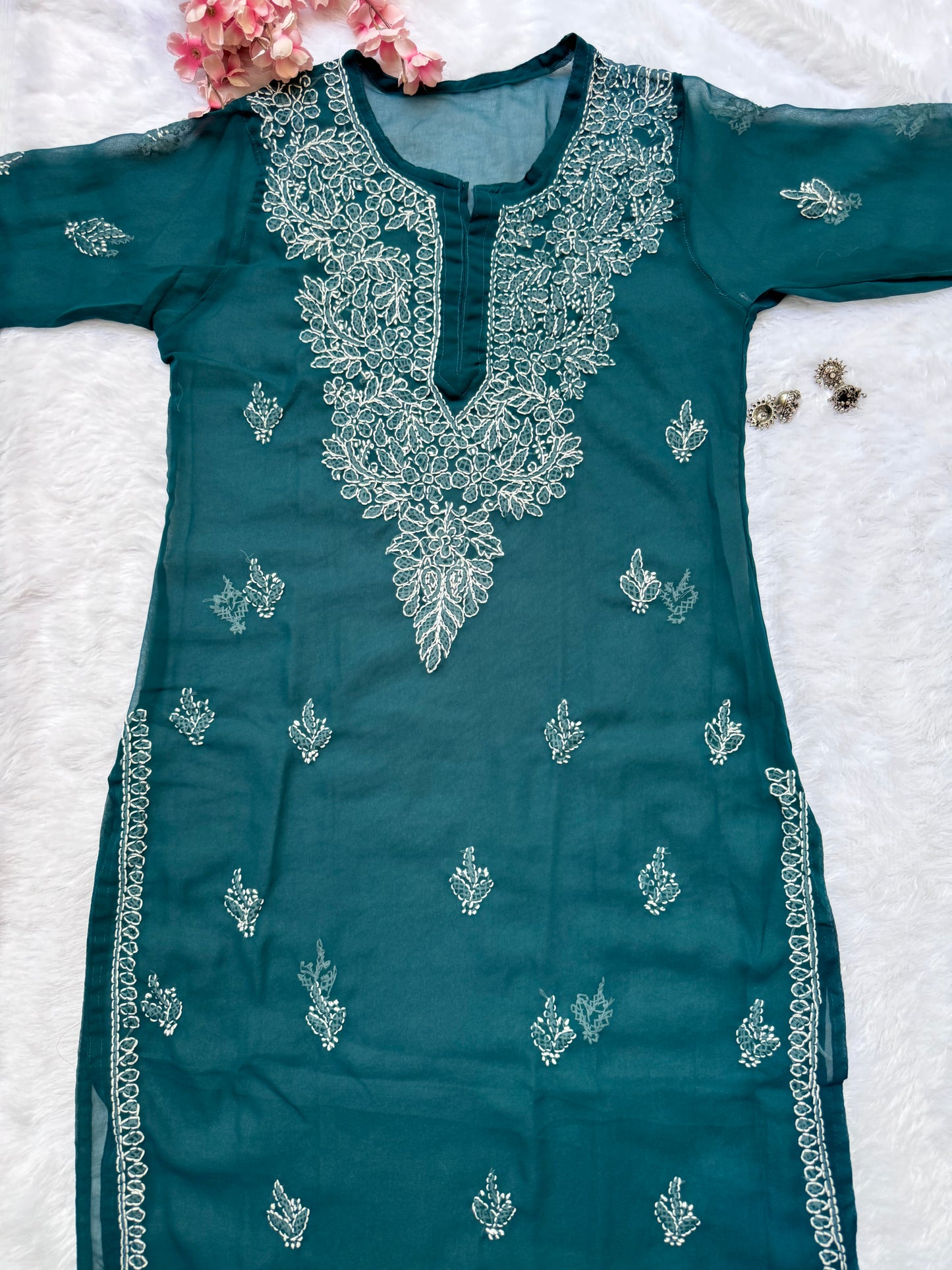 Georgette chikankari kurta with matching liner