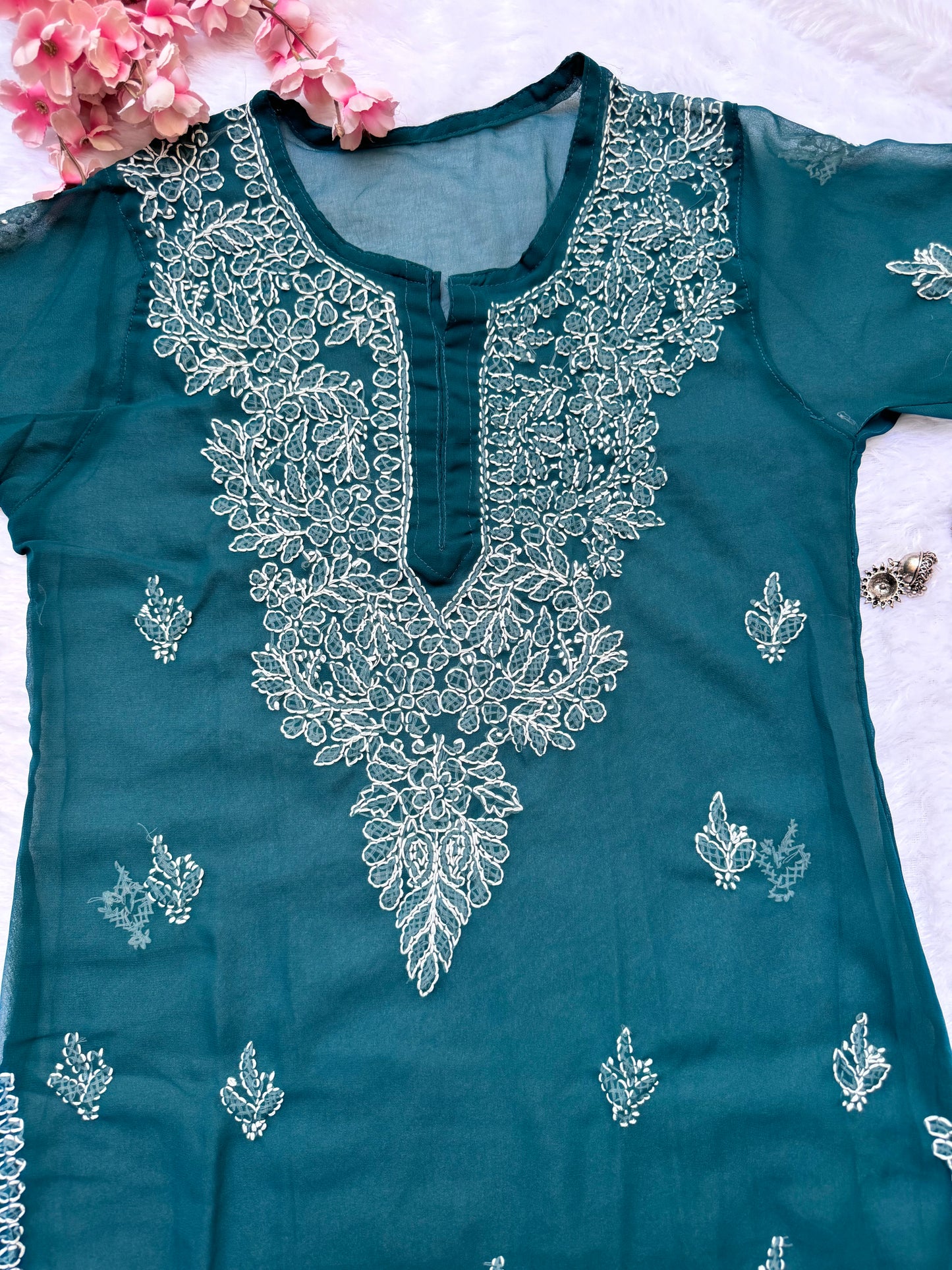 Georgette chikankari kurta with matching liner