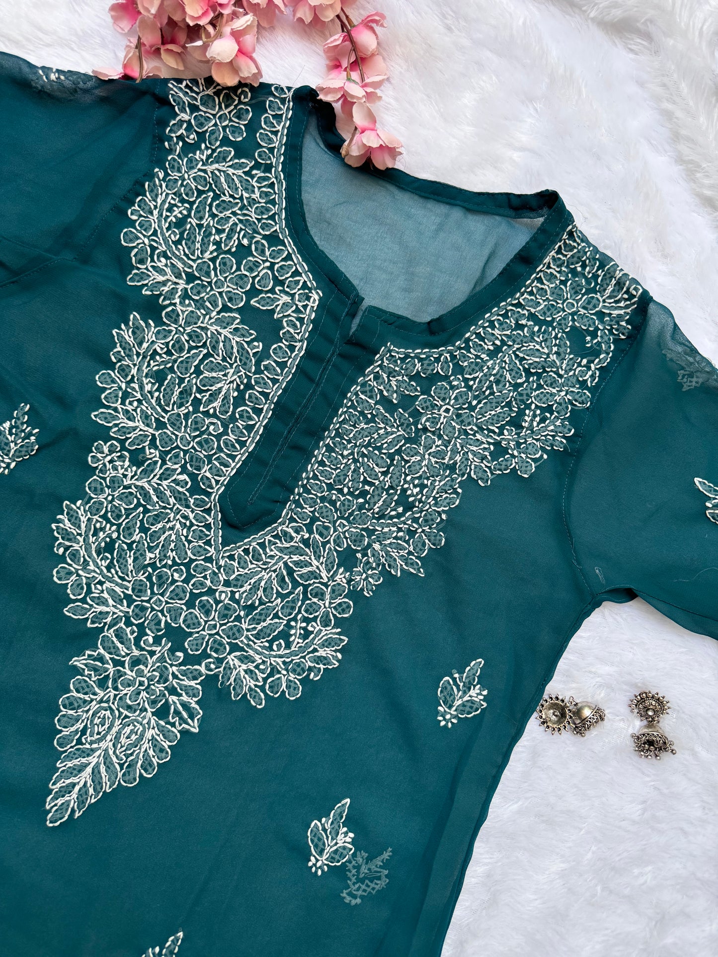 Georgette chikankari kurta with matching liner