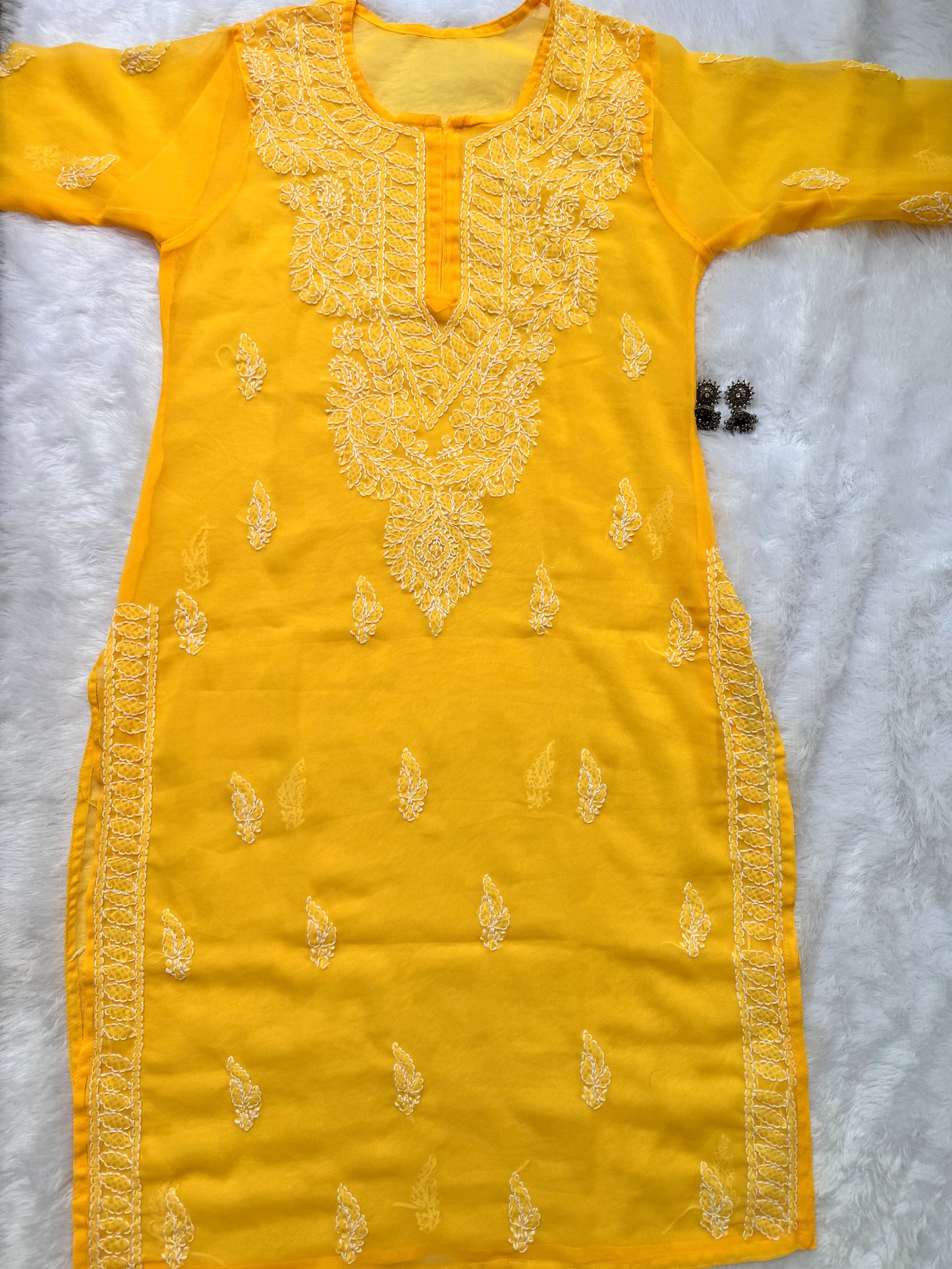 Georgette chikankari kurta with matching liner