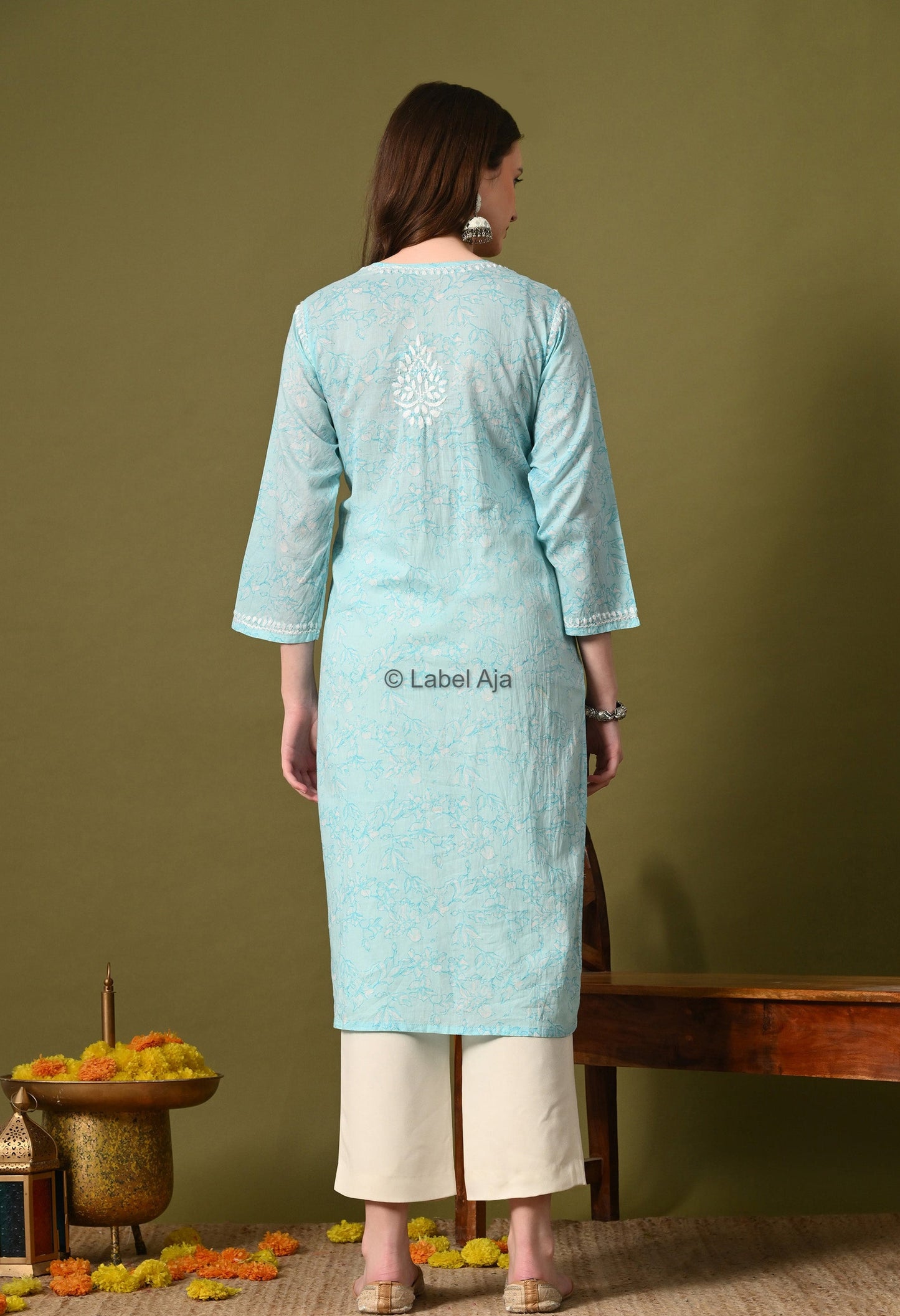 Malhar Mulmul long chikankari kurti