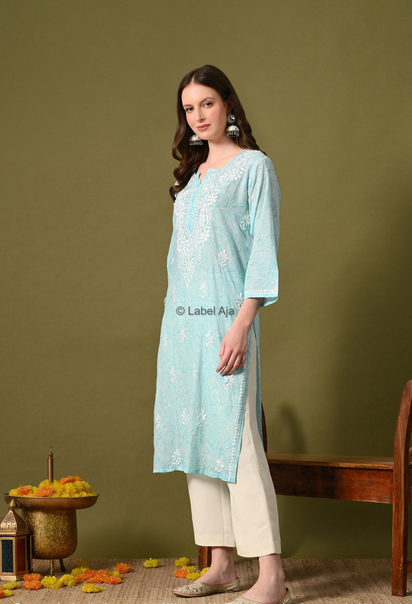 Malhar Mulmul long chikankari kurti