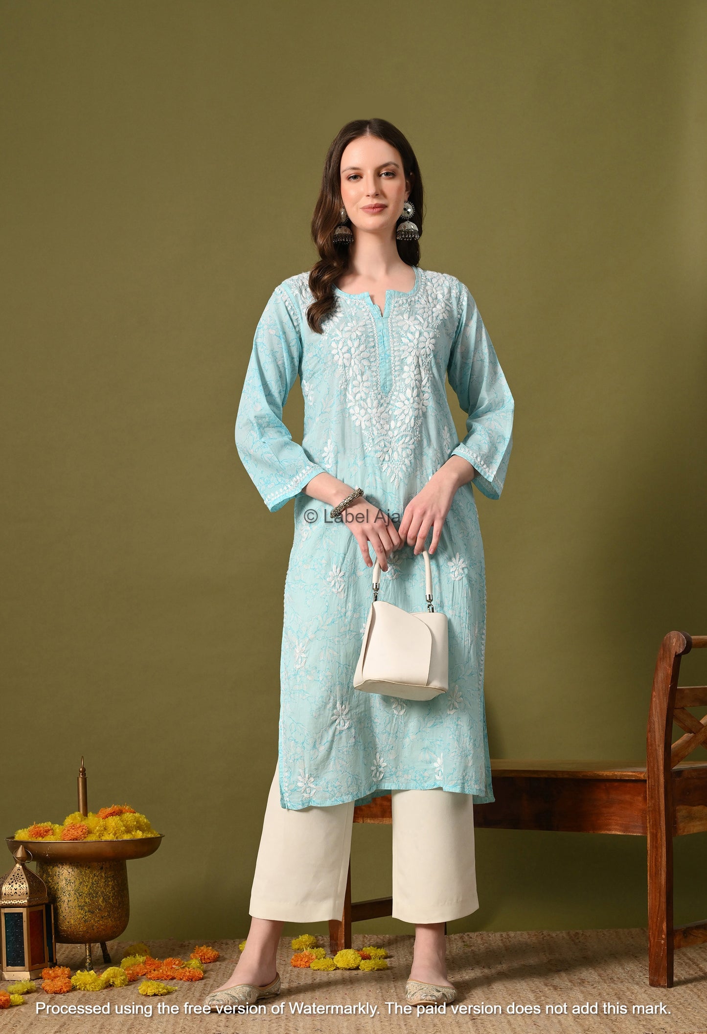 Malhar Mulmul long chikankari kurti