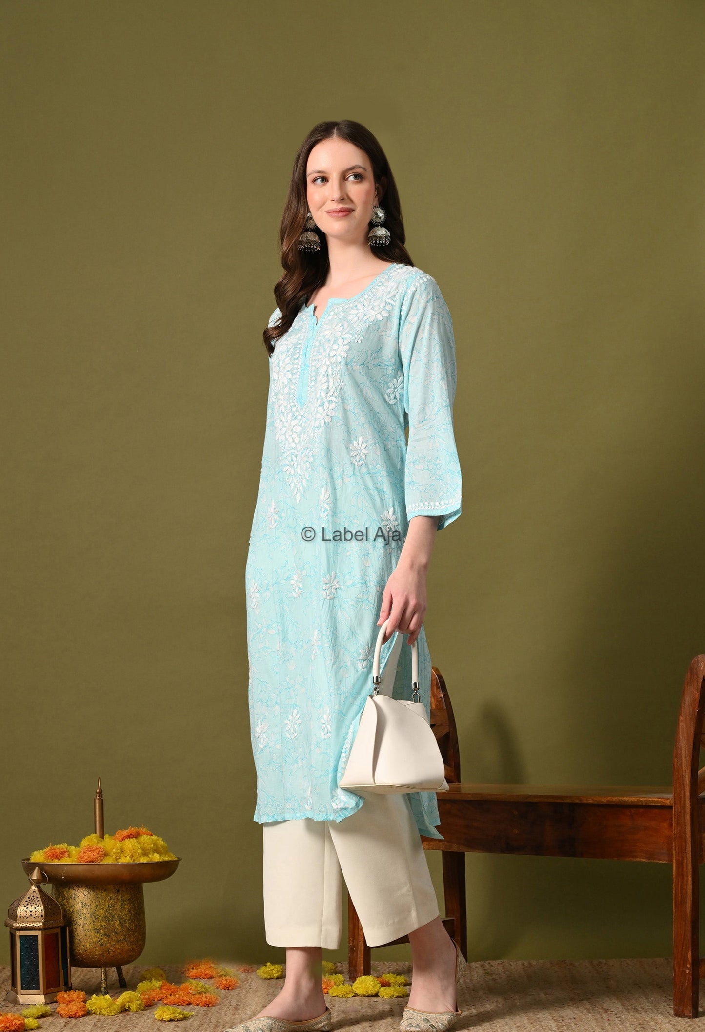 Malhar Mulmul long chikankari kurti