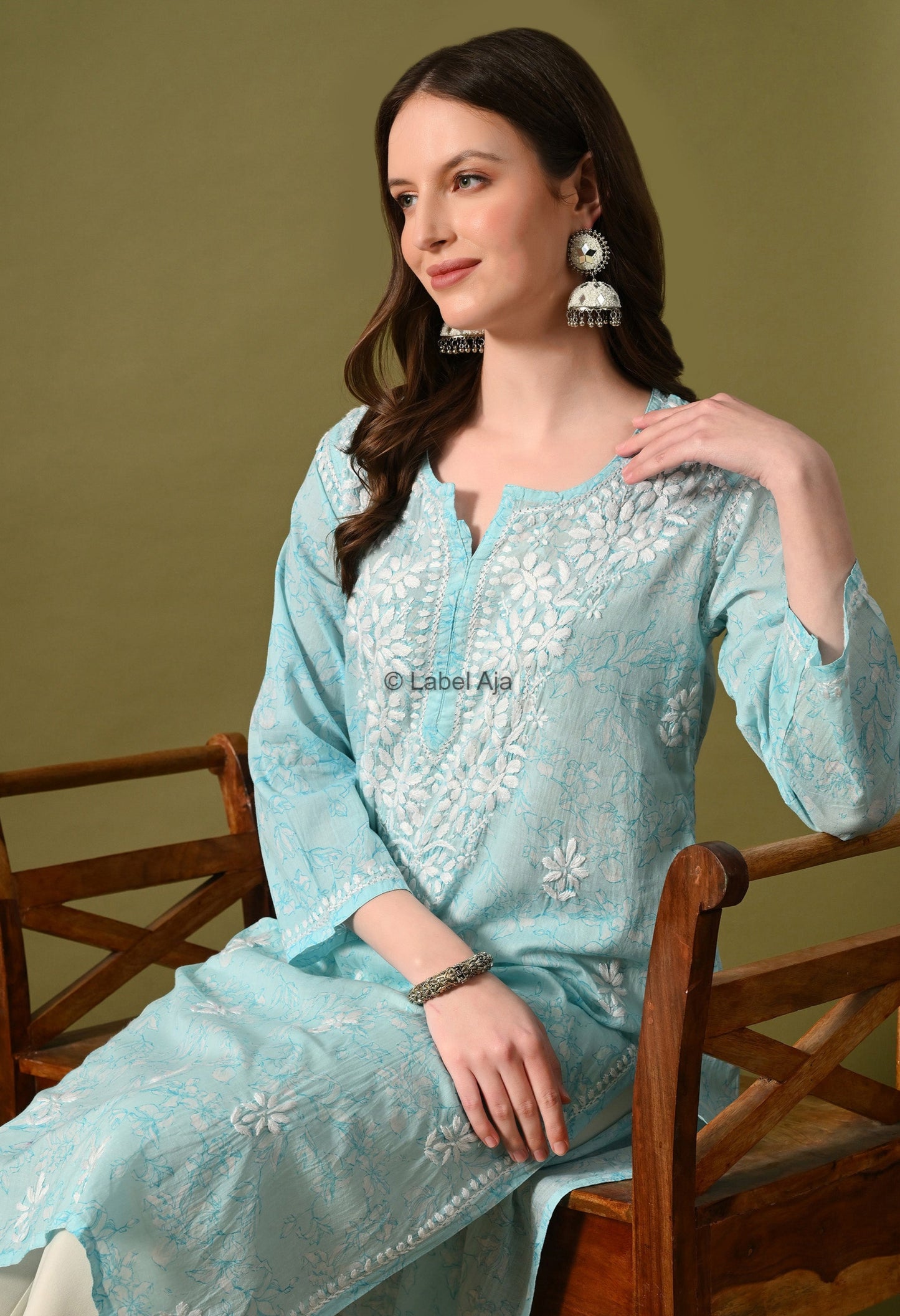 Malhar Mulmul long chikankari kurti