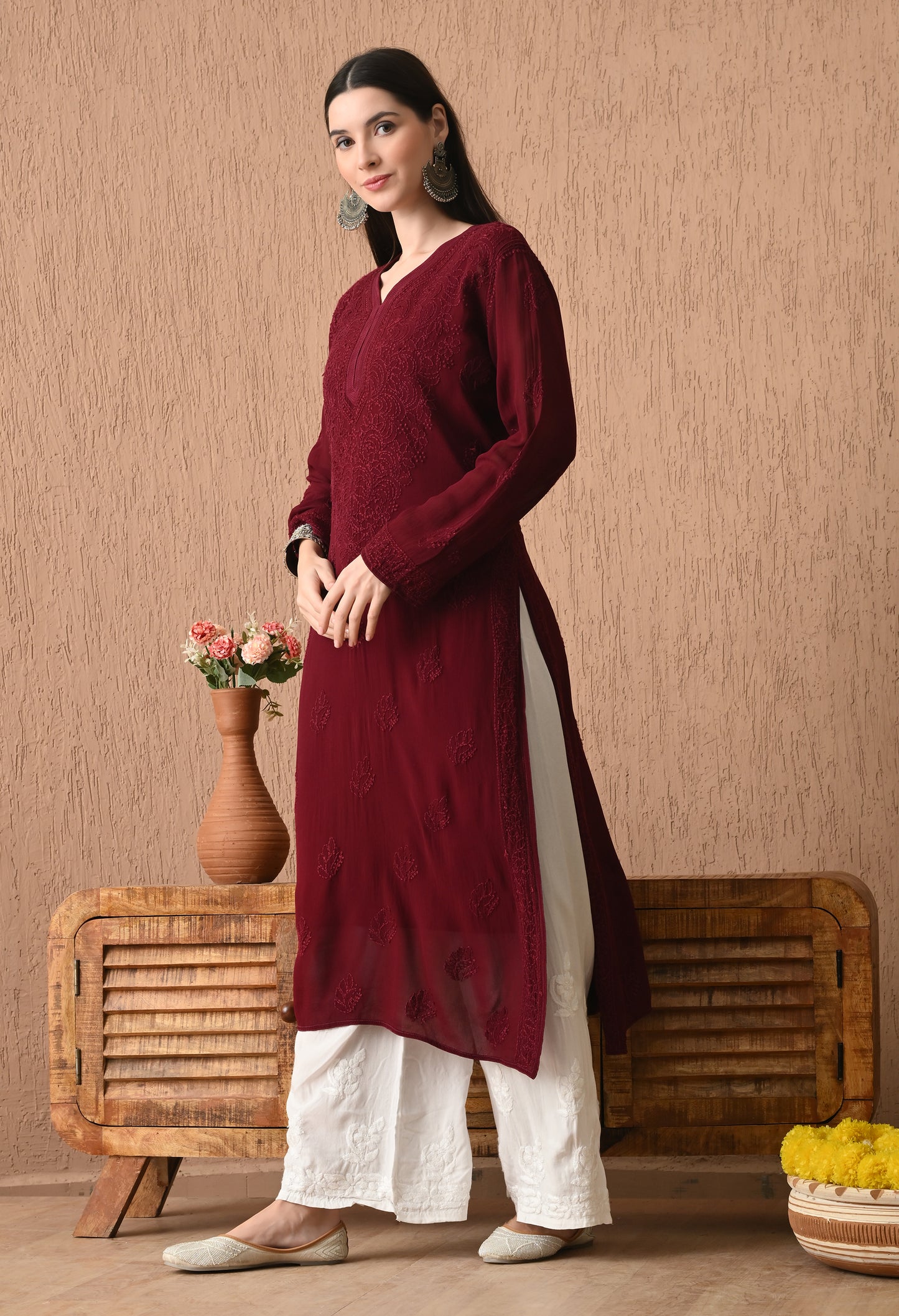 Sana viscose Resham work chikankari kurta with matching slip