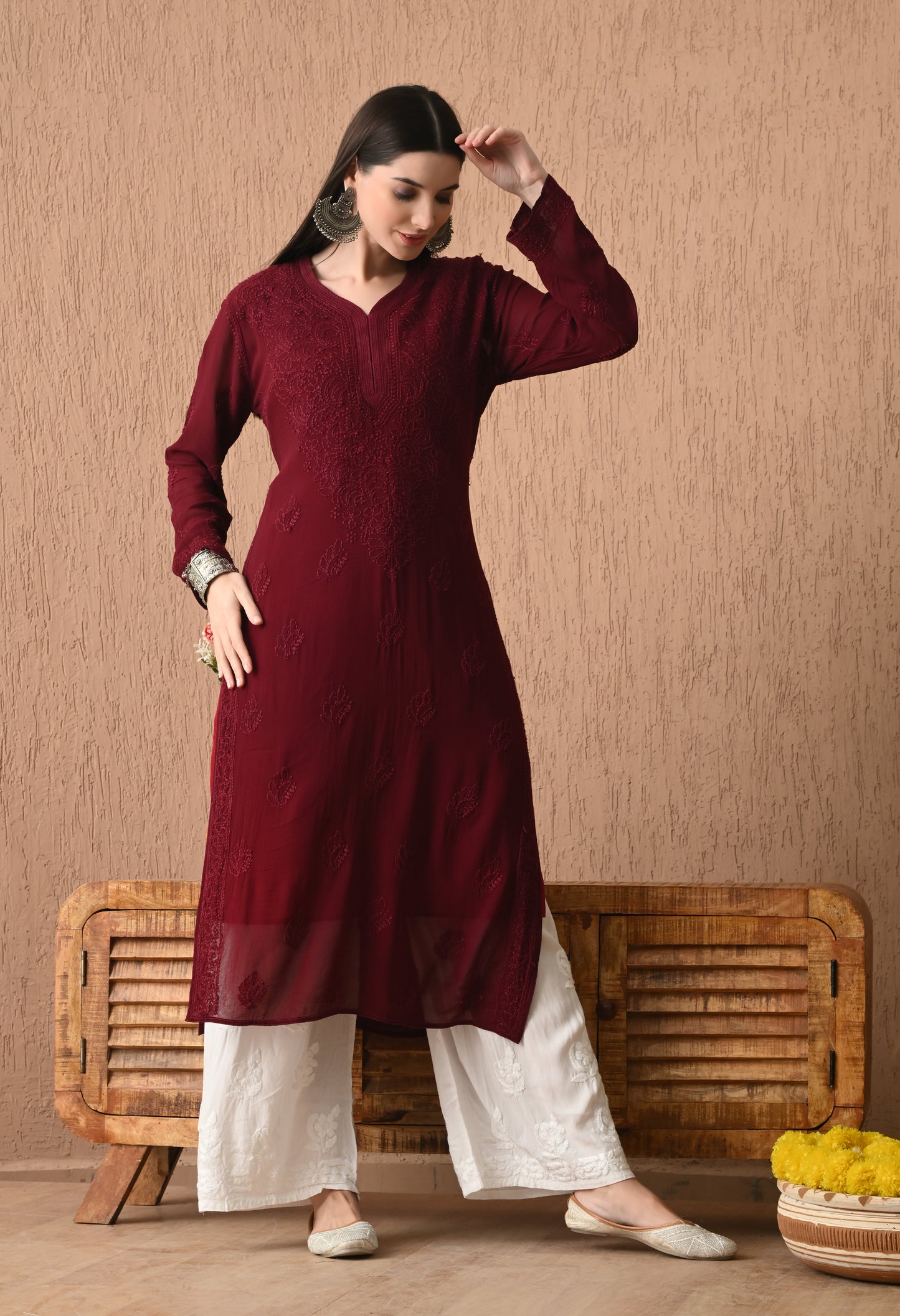 Sana viscose Resham work chikankari kurta with matching slip