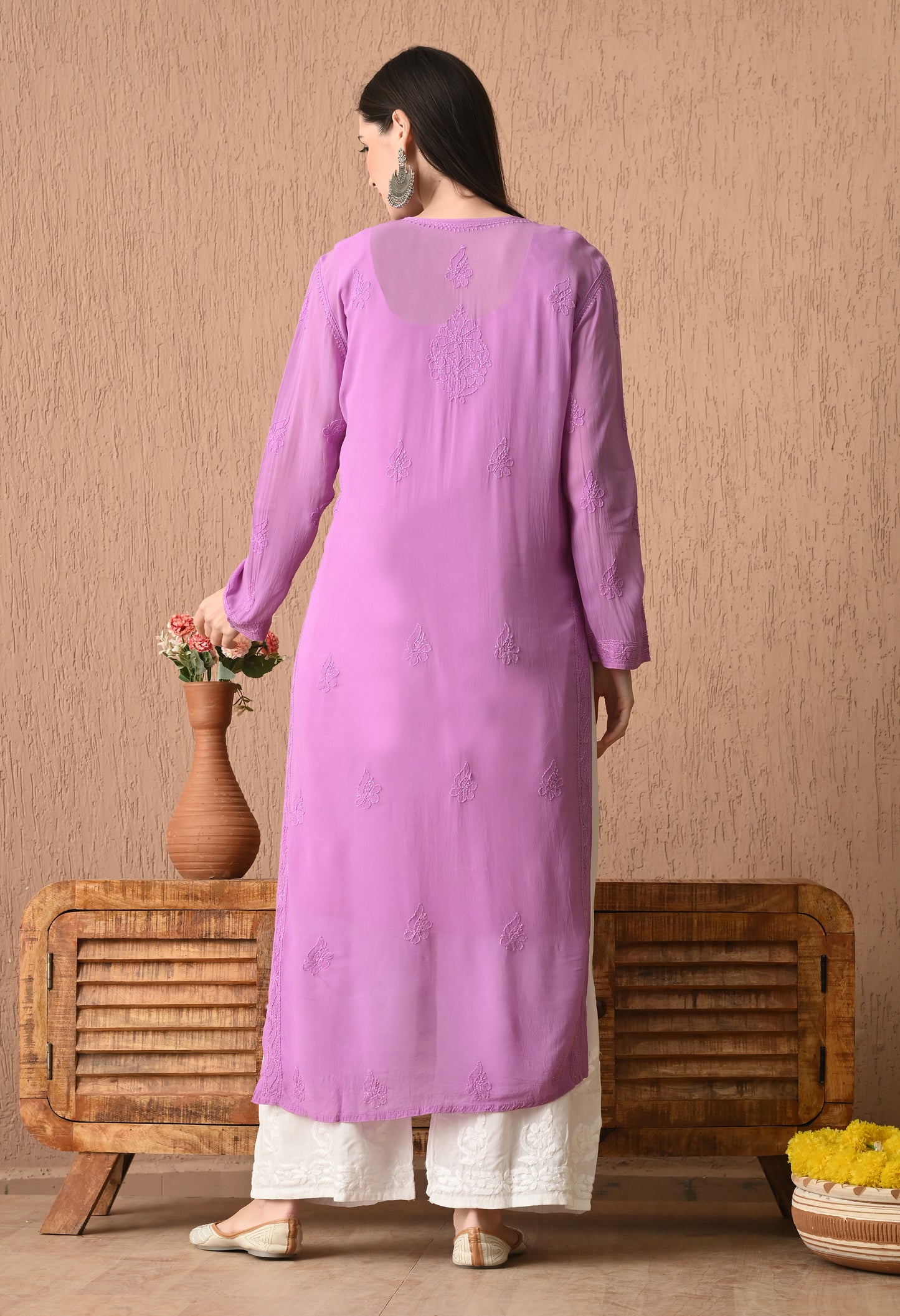 Sana viscose Resham work chikankari kurta with matching slip