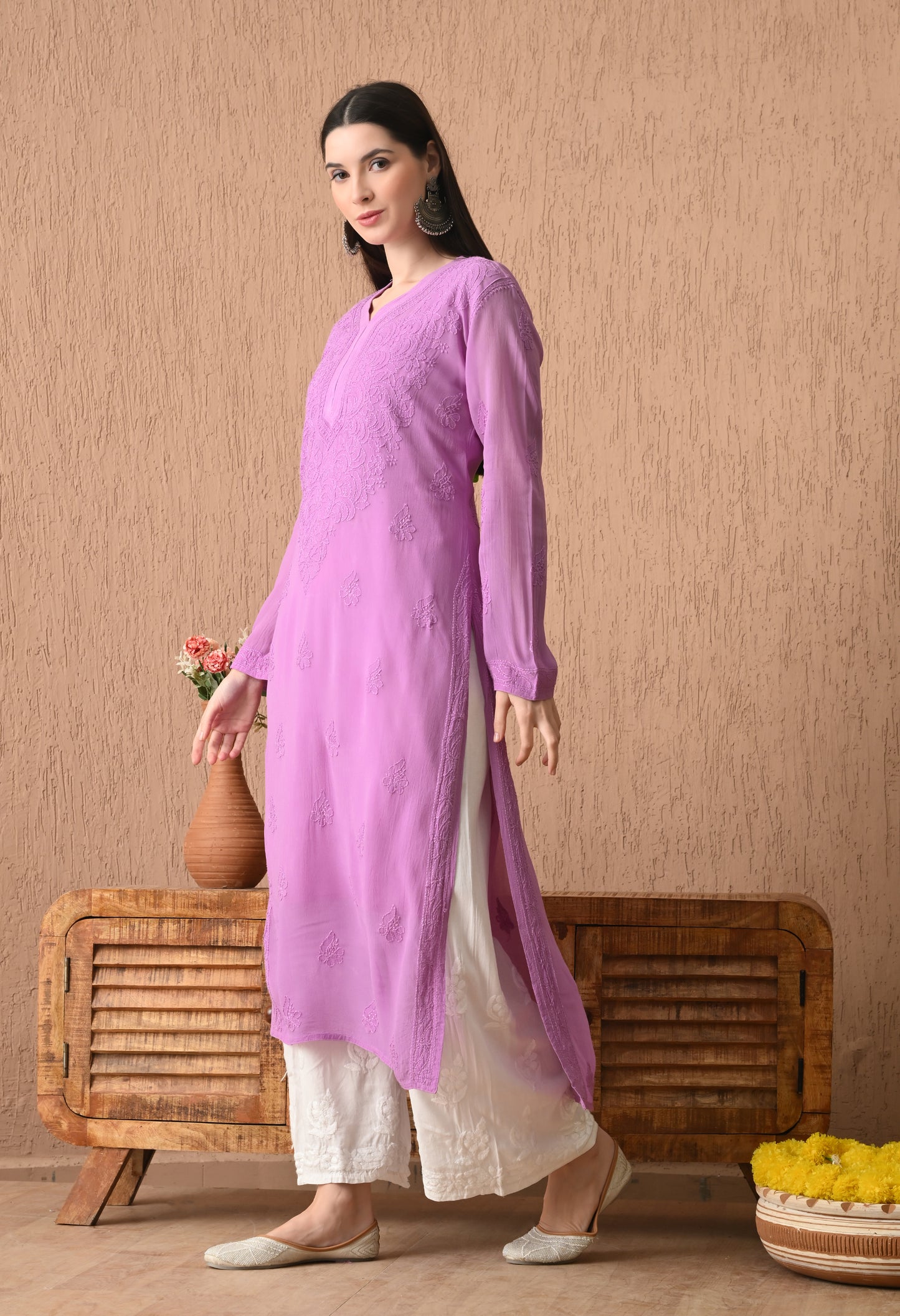 Sana viscose Resham work chikankari kurta with matching slip