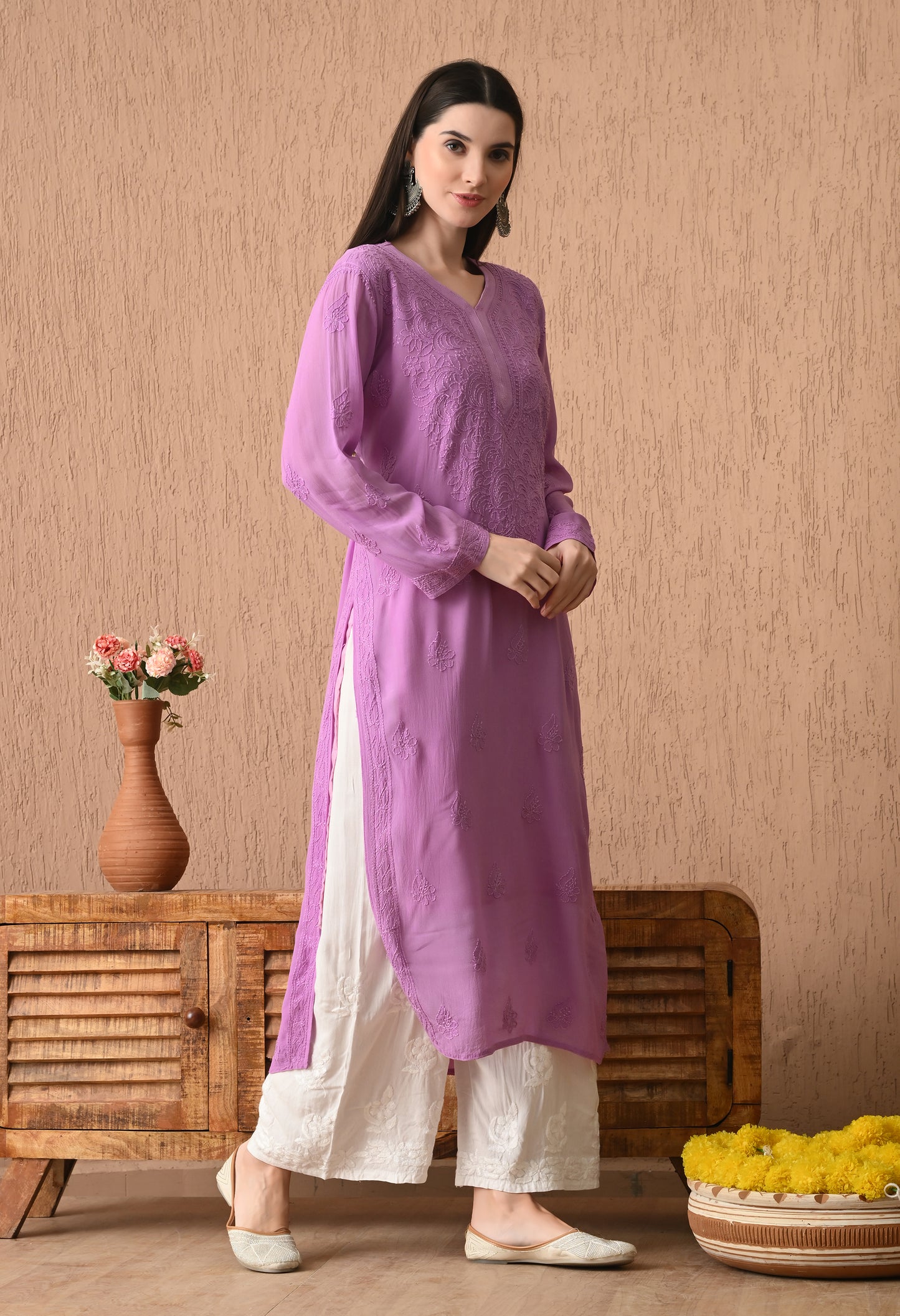 Sana viscose Resham work chikankari kurta with matching slip