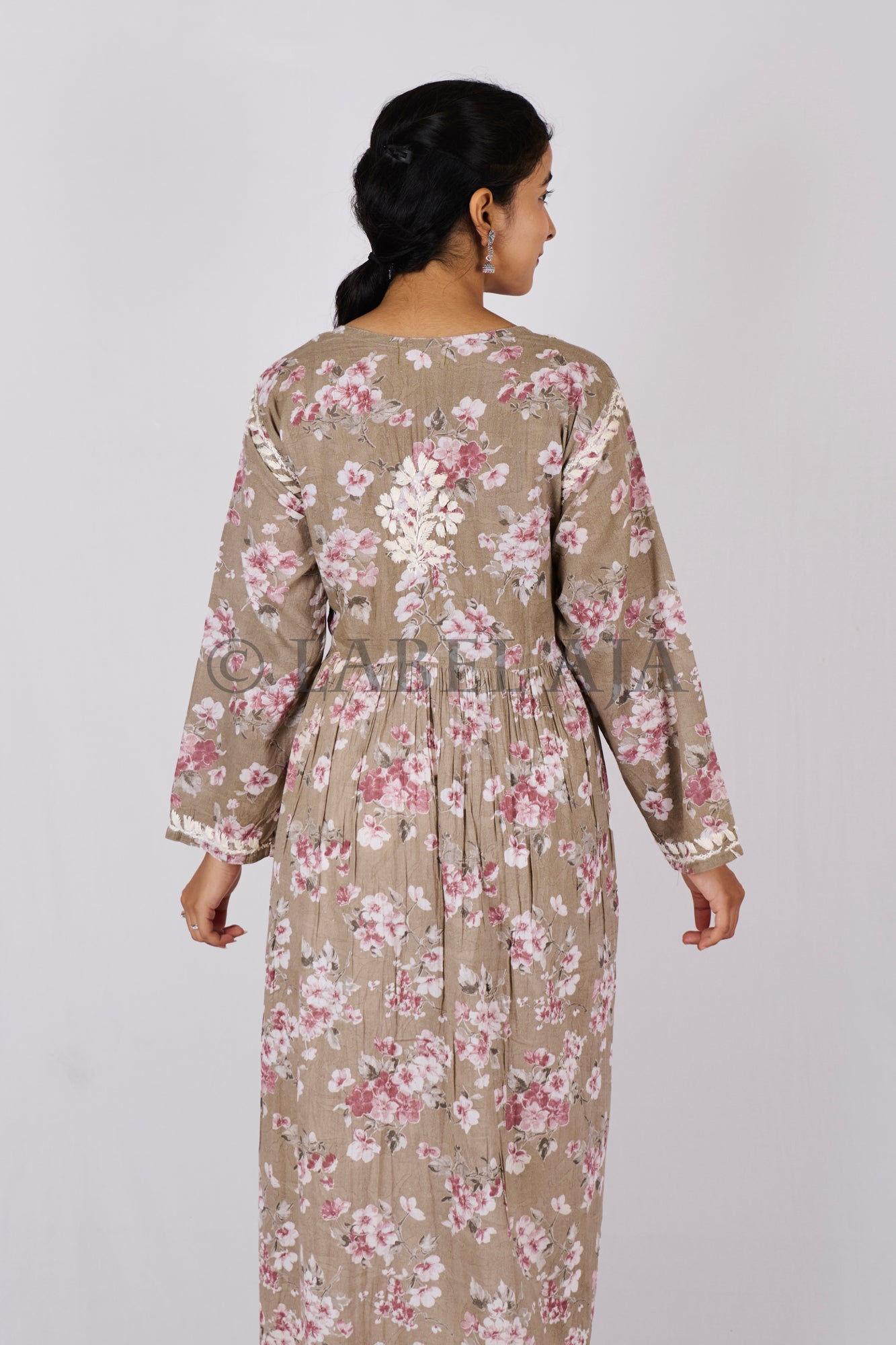 Alia mulmul chikankari anarkali kurti