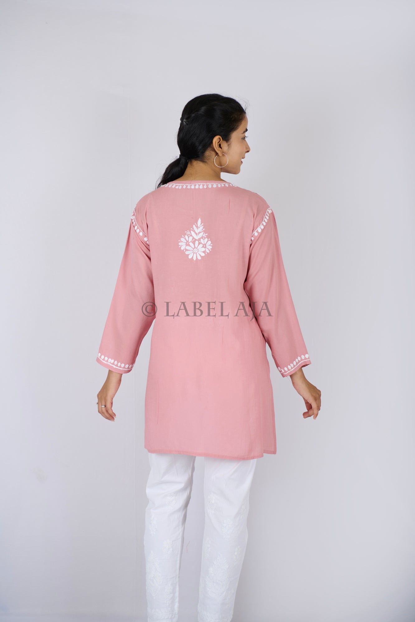 Inara modal chikankari short kurti