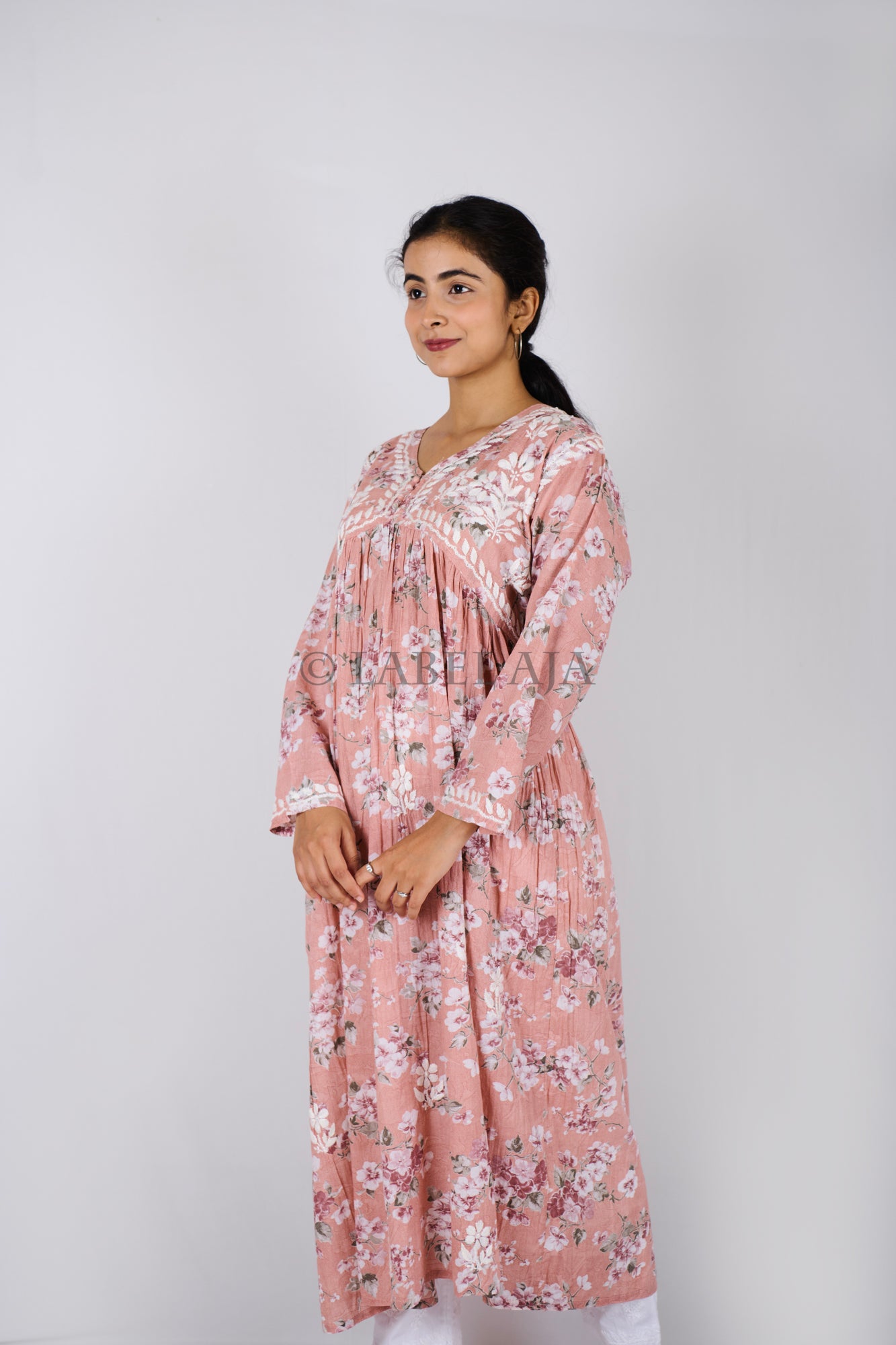 Alia mulmul chikankari anarkali kurti