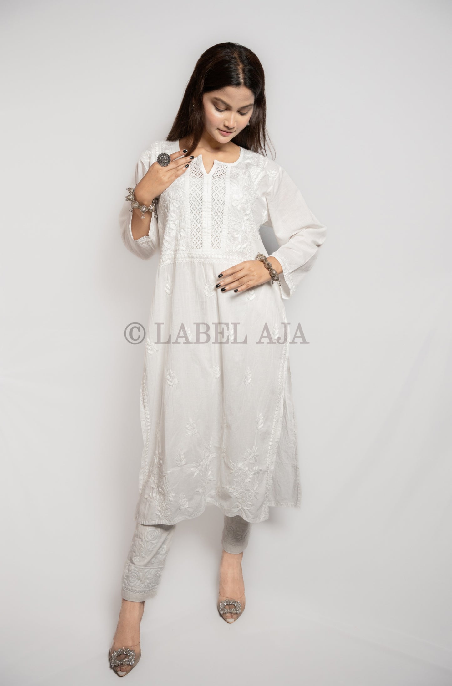 Fari mul Cotton chikankari long kurti