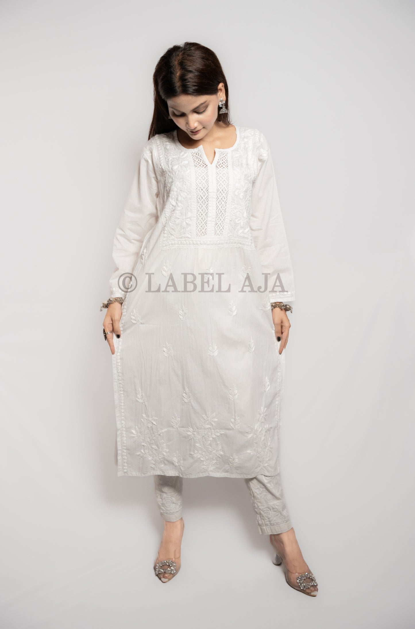 Fari mul Cotton chikankari long kurti