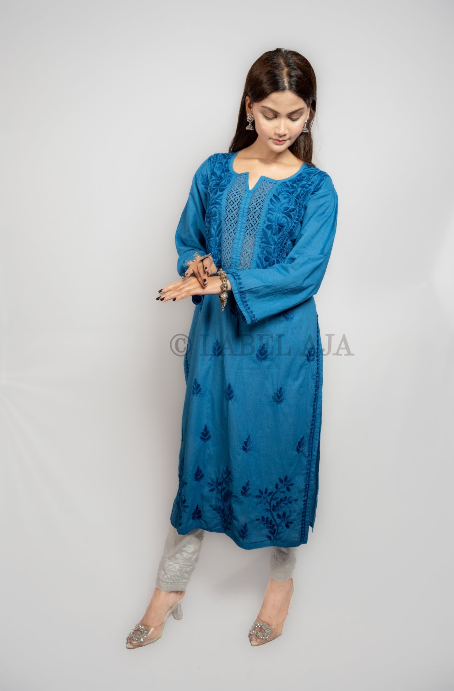 Fari mul Cotton chikankari long kurti